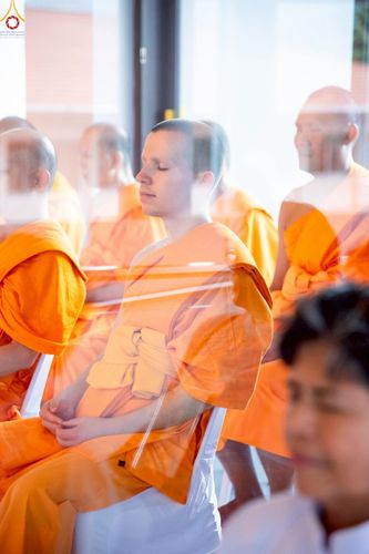 ภาพ No.249159:วันที่ 20 กันยายน พ.ศ. 2568 พิธีประดิษฐานรูปหล่อหลวงปู่วัดปากน้ำ ภาษีเจริญ ณ วิหารพระมงคลเทพมุนี (สด จนฺทสโร) ศูนย์ปฏิบัติธรรมภูเก็ต จ.ภูเก็ต