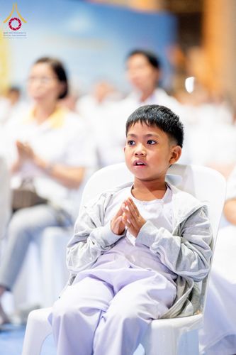 ภาพ No.187597:พิธีฉลองชัยสวดมนต์บทธัมมจักกัปปวัตนสูตร 7,000,000,000 จบ และพิธีสวดมนต์ข้ามปี วันที่ 31 ธันวาคม พ.ศ. 2567 ถึงวันที่ 1 มกราคม พ.ศ. 2568 ณ มหารัตนวิหารคด วัดพระธรรมกาย จ.ปทุมธานี