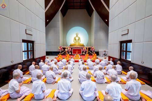 ภาพ No.229126:วันเสาร์ที่ 14 มิถุนายน พ.ศ. 2568 พิธีบรรพชา , พิธีถวายบาตร , พิธีอุปสมบท ในโครงการบรรพชาอุปสมบทหมู่ ผู้บริหารรุ่นที่ 15 และ อุดมศึกษา รุ่นที่ 52 ณ โบสถ์พระไตรปิฎก วัดพระธรรมกาย
