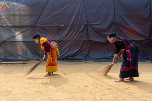 ภาพ No.127148:Photo Story ปฐมบรรพชาชาวพุทธมาร์มา เริ่ม วันที่ 2 กุมภาพันธ์ พ.ศ. 2567 ณ วัดธัมจักร อรัญกุฏิ เมืองรัมการ์ คาร์กาชารี บังกลาเทศ