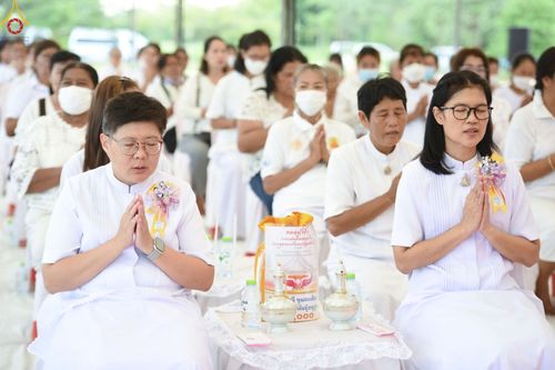 ภาพ No.90928:พิธีวางแผ่นพื้นคอนกรีต บรรจุดวงแก้ว และปฐมรัตนปฐวี ในบ่อมงคลมหาสมบัติ เพื่อสถาปนาอาคาร 80 ปี หลวงพ่อธัมมชโย วันอาทิตย์ที่ 15 ตุลาคม พ.ศ. 2566 ณ ศูนย์ปฎิบัติธรรมวิหารแดง จ.สระบุรี