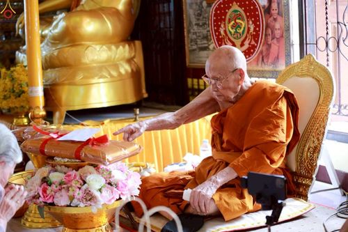 ภาพ No.259480:วันที่ 11 ตุลาคม พ.ศ. 2568 พิธีทอดกฐินสามัคคีทั่วไทย 30,000 วัด โดยคณะศิษยานุศิษย์ บูชาธรรม 81 ปี หลวงพ่อธัมมชโย ณ วัดสีกัน(พุทธสยาม) ดอนเมือง กรุงเทพฯ