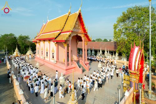 ภาพ No.204997:พิธีทอดผ้าป่าทำนุบำรุงศาสนสถาน ณ วัดบ่อทอง ตำบลคูขวาง อำเภอลาดหลุมแก้ว จังหวัดปทุมธานี ในโครงการธรรมยาตรา กตัญญูบูชา มหาปูชนียาจารย์ พระมงคลเทพมุนี(สด จนฺทสโร) พระผู้ปราบมาร อนุสรณ์สถาน 7 แห่ง ปีที่ 13 วันที่ 30 มกราคม พ.ศ. 2568 