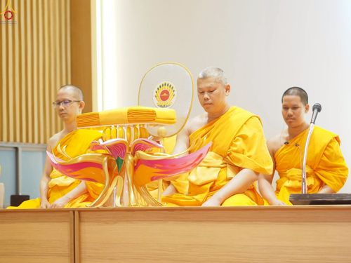 ภาพ No.268925:วันที่ 19 ตุลาคม พ.ศ. 2568 พิธีทอดกฐินสามัคคีทั่วไทย ณ ศูนย์ปฏิบัติธรรมอุทัยแสง ตำบลเกาะเทโพ อำเภอเมือง จังหวัดอุทัยธานี โดยคณะศิษยานุศิษย์ บูชาธรรม 81 ปี หลวงพ่อธัมมชโย