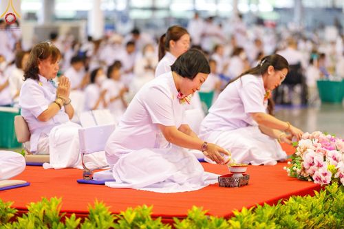 ภาพ No.126492:พิธีตักบาตร ในวันอาทิตย์ต้นเดือนที่ 3 มีนาคม พ.ศ. 2567 ณ บ้านแก้วเรือนทองคุณยายฯ วัดพระธรรมกาย