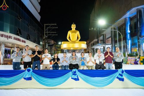 ภาพ No.151607:V.55 ทีมใหญ่ที่หาดใหญ่ เจ้าหน้าที่ทุกสถานะ หลายสัญชาติ ร่วมกันจัดงานตักบาตรที่หาดใหญ่ วันที่ 10-11 สิงหาคม พ.ศ. 2567