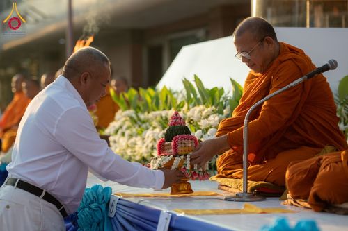 ภาพ No.147842:มหาสังฆทานครั้งยิ่งใหญ่ ตักบาตรพระ 10,000 รูป คณะสงฆ์ 4 ประเทศ 14 จังหวัดภาคใต้ วันอาทิตย์ที่ 11 สิงหาคม พ.ศ. 2567 ณ นิพัทธ์อุทิศ 3 ใจกลางนครหาดใหญ่ จ.สงขลา