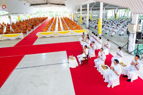 พิธีเจริญพระพุทธมนต์ถวายพระพรชัยมงคลแด่ สมเด็จพระนางเจ้าสิริกิติ์ พระบรมราชินีนาถ พระบรมราชชนนีพันปีหลวง พระบาทสมเด็จพระวชิรเกล้าเจ้าอยู่หัว และสมเด็จพระนางเจ้าฯ พระบรมราชินี วันจันทร์ที่ ๒๘ สิงหาคม พ.ศ. ๒๕๖๖ ณ มณฑลพิธีฯ อาคารโถงช้างฯ วัดพระธรรมกาย