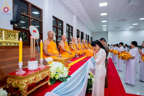 ภาพ No.314554:วันศุกร์ที่ 20 มีนาคม พ.ศ. 2569 พิธีบำเพ็ญกุศล คุณพ่อณรงค์ จินตมากุล โยมบิดา พระครูปลัดรัตนวีรวัฒน์ (รังสฤษดิ์ อิทฺธิจินตโก) ที่ปรึกษาเจ้าคณะจังหวัดปทุมธานี เจ้าอาวาสวัดพระธรรมกาย  ณ ห้องปลูกศรัทธา 2 วัดพระธรรมกาย ปทุมธานี