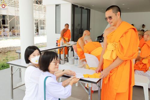 ภาพ No.249334:วันที่ 20 กันยายน พ.ศ. 2568 พิธีประดิษฐานรูปหล่อหลวงปู่วัดปากน้ำ ภาษีเจริญ ณ วิหารพระมงคลเทพมุนี (สด จนฺทสโร) ศูนย์ปฏิบัติธรรมภูเก็ต จ.ภูเก็ต