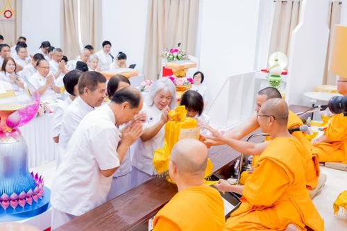 ภาพ No.234751:วันอาทิตย์ที่ 20 กรกฎาคม  พ.ศ.2568 พิธีทอดผ้าป่าภาคพื้นอเมริกา พิธีเจริญพระพุทธมนต์ ฉลองอาคารแก้วธรรมชัยรัตนอนันต์ วัดพระธรรมกายเทนเนสซี ประเทศสหรัฐอเมริกา