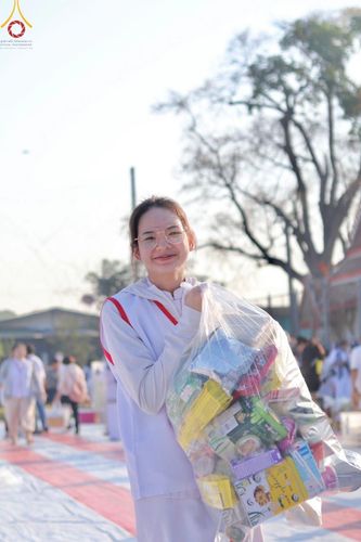 ภาพ No.205603:V.53 สารพัดV สารพัดดี ที่วัดโบสถ์บน ในโครงการธรรมยาตรา กตัญญูบูชา มหาปูชนียาจารย์ พระมงคลเทพมุนี(สด จนฺทสโร) พระผู้ปราบมาร อนุสรณ์สถาน 7 แห่ง ปีที่ 13 ระหว่างวันที่ 2-31 มกราคม พ.ศ. 2568