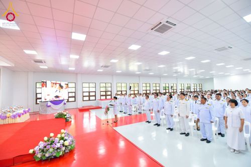 ภาพ No.227234:วันอังคารที่ 3 มิถุนายน พ.ศ. 2568 นายอำเภอคลองหลวง นำพสกนิกรรวมใจภักดิ์ สมเด็จพระนางเจ้าฯ พระบรมราชินี เนื่องในโอกาสวันเฉลิมพระชนมพรรษา ณ อาคารปลูกศรัทธา 2 วัดพระธรรมกาย อ.คลองหลวง จ.ปทุมธานี