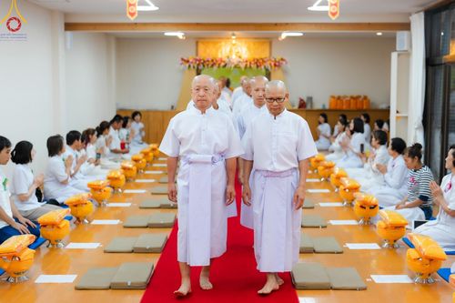 ภาพ No.147578:พิธีตัดปอยผม ขอขมา มอบบาตร ผ้าไตร โครงการปฐมอุปสมบท สมโภชอุโบสถ บูชาธรรม 80 ปี หลวงพ่อธัมมชโย ณ วัดพระธรรมกายโทชิหงิ ประเทศญี่ปุ่น วันพฤหัสบดีที่ 8 สิงหาคม พ.ศ. 2567