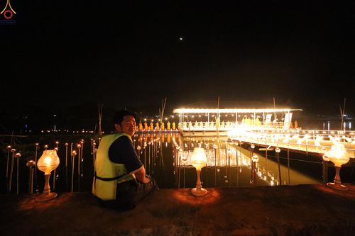 ภาพ No.306632:ภาพเบื้องหลังอาสาสมัครรวมใจ ชุดที่ 5 ในโครงการธรรมยาตรา กตัญญูบูชา มหาปูชนียาจารย์ พระมงคลเทพมุนี(สด จนฺทสโร) พระผู้ปราบมาร อนุสรณ์สถาน 7 แห่ง ปีที่ 14