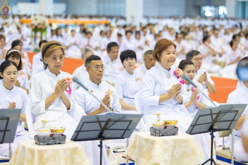 ภาพ No.345686:วันพฤหัสบดีที่ 27 สิงหาคม พ.ศ.2569 พิธีทอดผ้าป่าเพื่อถวายอุปกรณ์สื่อโสตทัศน์ อาคาร 82 ปี หลวงพ่อธัมมชโย พิธีทอดผ้าป่าสมทบกฐินวัดพระธรรมกาย และสมทบกฐิน 30,000 กว่าวัดทั่วไทย ครั้งที่ 1 ประจำปี พุทธศักราช 2569 ณ วัดพระธรรมกาย ปทุมธานี