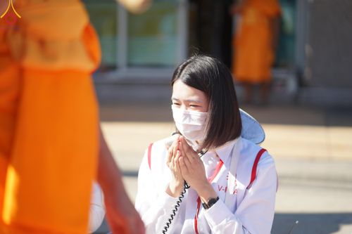 ภาพ No.105909:V.2 ทุ่มเท การเตรียมงาน เก็บงาน การรับบุญของเจ้าหน้าที่หน่วยงานต่างๆ เพื่อโครงการธรรมยาตรา กตัญญูบูชามหาปูชนียาจารย์ พระมงคลเทพมุนี (สด จนฺทสโร) พระผู้ปราบมาร อนุสรณ์สถาน 7 แห่ง ปีที่ 12 ระหว่างวันที่ 2 - 31 มกราคม พ.ศ.2567