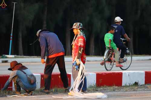 ภาพ No.320972:วันที่ 9 เมษายน พ.ศ.2569 การเตรียมงานจราจร เพื่องานถวายมหาสังฆทาน 40,000 กว่าวัดทั่วประเทศ วันคุ้มครองโลก 22 เมษายน พ.ศ.2569 วัดพระธรรมกาย