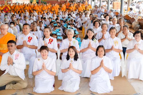 ภาพ No.299025:วันที่ 20 มกราคม พ.ศ. 2569 พิธีทอดผ้าป่าทำนุบำรุงศาสนสถาน ณ วัดใหม่นพรัตน์ ต.เนินพระปรางค์ อ.สองพี่น้อง จ.สุพรรณบุรี ในโครงการธรรมยาตรา กตัญญูบูชา มหาปูชนียาจารย์ พระมงคลเทพมุนี(สด จนฺทสโร) พระผู้ปราบมาร อนุสรณ์สถาน 7 แห่ง ปีที่ 14