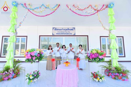 ภาพ No.313010:วันเสาร์ที่ 28 กุมภาพันธ์  พ.ศ. 2569 พิธีทอดผ้าป่าสามัคคีเพื่อสร้างอาคารที่พักสามเณร ณ ศูนย์ปฏิบัติธรรมสวนผึ้ง จ.ราชบุรี