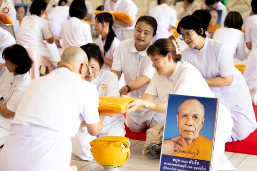 ภาพ No.338794:วันที่ 11 กรกฎาคม พศ.2569 พิธีบรรพชาอุปสมบท โครงการอุปสมบทหมู่ธรรมทายาทนานาชาติ  IDOP รุ่นที่ 21 (ภาษาจีน)  จากประเทศจีน มาเลเซีย สิงคโปร์ และไต้หวัน , โครงการบรรพชาสามเณรโรงเรียนนานาชาติ รุ่นที่ 15