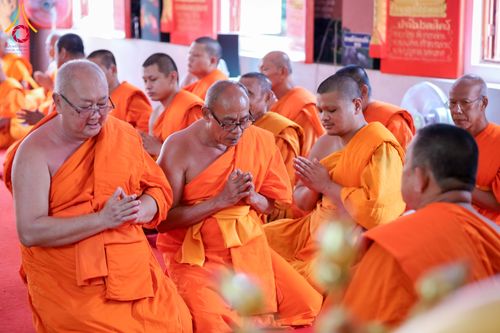 ภาพ No.341702:วันเสาร์ที่ 25 กรกฎาคม พ.ศ.2569  พิธีอุปสมบทหมู่พระธรรมทายาท รุ่นเข้าพรรษา ประจำปี 2569 จำนวน 20 รูป จัดโดย ธุดงคสถานพิษณุโลก  ณ พัทธสีมา วัดเกาะแก้วประชานุรักษ์ ต.ชัยนาม อ.วังทอง จ.พิษณุโลก