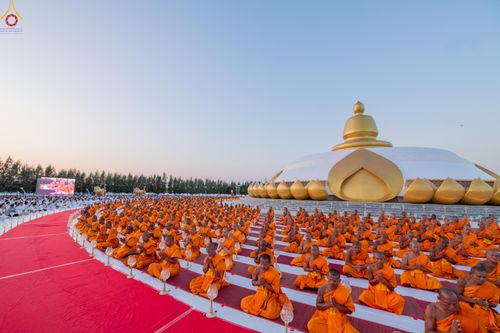 ภาพ No.302112:วันที่ 23 มกราคม พ.ศ. 2569 พิธีจุดประทีปธรรมถวายเป็นพุทธบูชา และบูชาธรรมมหาปูชนียาจารย์  ณ อนุสรณ์สถานลำดับที่ 5 สถานที่เผยแผ่วิชชาธรรมกายครั้งแรก อนุสรณ์สถานบางปลา วัดบางปลา อำเภอบางเลน จังหวัดนครปฐม ในโครงการธรรมยาตรา กตัญญูบูชา มหาปูชนียาจารย์ พระมงคล