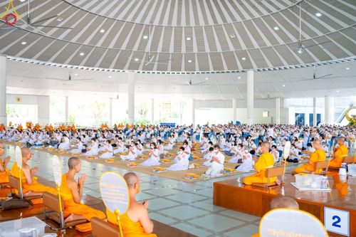 ภาพ No.79441:พิธีบุพเปตพลี ครั้งที่ 133 เพื่ออุทิศบุญกุศลแด่บรรพบุรุษผู้ล่วงลับ วันที่ 5 เมษายน พ.ศ. 2566 ณ วัดพระธรรมกาย