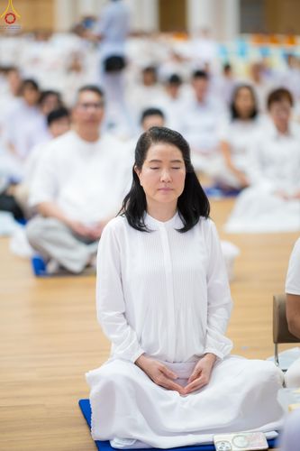 ภาพ No.280562:วันที่ 28 ธันวาคม พ.ศ.2568 พิธีถวายอุปกรณ์ทำความสะอาด ณ ห้องแก้วสารพัดนึก วัดพระธรรมกาย