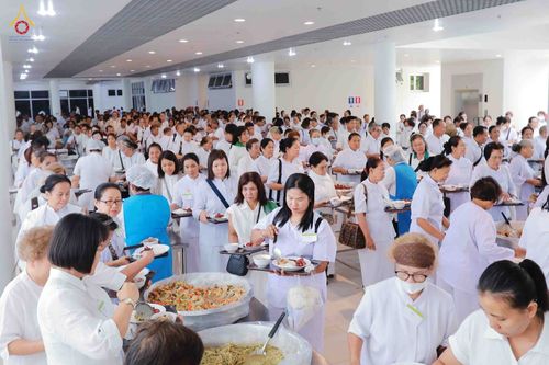 ภาพ No.344409:วันที่ 21-23 สิงหาคม พ.ศ. 2569 สัมมนารวมใจผู้นำบุญ บูชาธรรม 82 ปี หลวงพ่อธัมมชโย รุ่นที่ 1 กฐินสามัคคีทั่วไทย 30,000 วัด โครงการอุปสมบทบูชาธรรมมหาปูชนียาจารย์ 3,000 รูป  ณ ศูนย์ปฏิบัติธรรมเวิล์ดพีช วัลเล่ย์ จ.นครราชสีมา