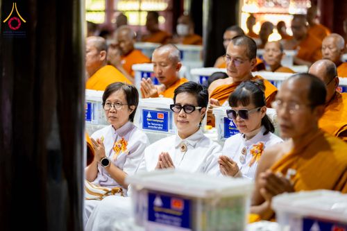 ภาพ No.303370:วันที่ 23 มกราคม พ.ศ. 2569 พิธีเจริญพุทธมนต์ปฏิบัติธรรม มอบทุนการศึกษา  ถวายสังฆทาน 109 วัด เพื่อถวายเป็นพุทธบูชา เพื่อขับเคลื่อนโครงการหมู่บ้านรักษาศีล 5 โดยคณะสงฆ์จังหวัดนครปฐม คณะศิษยานุศิษย์วัดพระธรรมกาย โครงการธรรมยาตรา ปีที่ 14 ณ วัดบางปลา อำเภอบาง