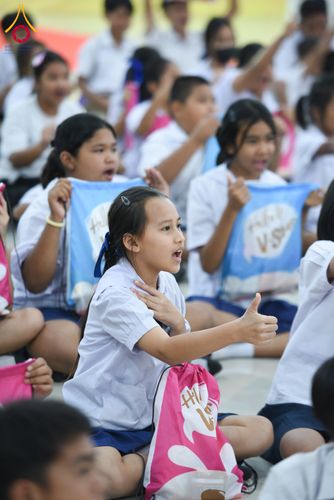 ภาพ No.282088:วันศุกร์ที่ 19 ธันวาคม พ.ศ. 2568 พิธีมอบโล่และใบประกาศเกียรติคุณ โครงการเจริญพระพุทธมนต์ธัมมจักกัปปวัตตนสูตร และวันรวมพลังเด็กดีV-Star ดาวแห่งความดี ผู้นำฟื้นฟูศีลธรรมโลกจังหวัดสระบุรี ณ ศูนย์ปฏิบัติธรรมสระบุรี