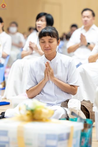 ภาพ No.280543:วันที่ 28 ธันวาคม พ.ศ.2568 พิธีถวายอุปกรณ์ทำความสะอาด ณ ห้องแก้วสารพัดนึก วัดพระธรรมกาย