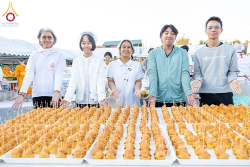 ภาพ No.289864:วันที่ 8 มกราคม พ.ศ. 2569 พิธีถวายภัตตาหารเป็นสังฆทาน แด่พระธรรมยาตรา ณ อนุสรณ์สถานคลองบางนางแท่น อ.สามพราน จ.นครปฐม ในโครงการธรรมยาตรา กตัญญูบูชา มหาปูชนียาจารย์ พระมงคลเทพมุนี(สด จนฺทสโร) พระผู้ปราบมาร อนุสรณ์สถาน 7 แห่ง ปีที่ 14