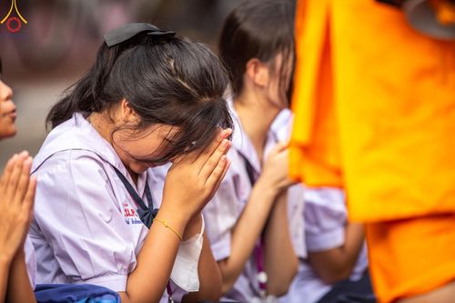 ภาพ No.128389:พิธีอัญเชิญพระบรมสารีริกธาตุ " ใจกลางเมืองนครหาดใหญ่ " เพื่อประดิษฐาน ณ มหารัตนเจดีย์สิริปทุมสวรรค์ (เจดีย์อริยพุทธะ 5 พระองค์) ศูนย์ปฏิบัติธรรมภาคใต้ อ.บางกล่ำ จ.สงขลา  วันที่ 9 มีนาคม พ.ศ.2567 (ชุดที่ 1)