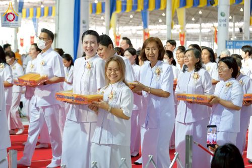 ภาพ No.264614:วันอาทิตย์ที่ 2 พฤศจิกายน พ.ศ. 2568 พิธีทอดกฐินสามัคคี ณ สภาธรรมกายสากล วัดพระธรรมกาย