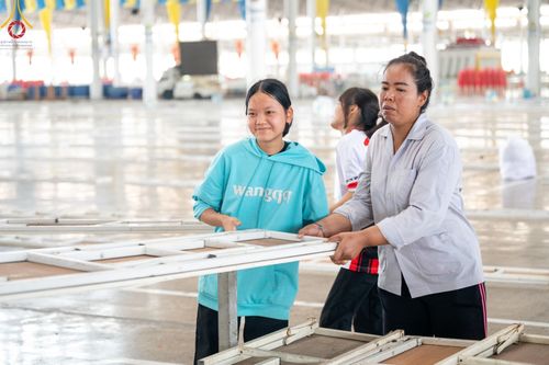 ภาพ No.58417:V.41 เทหมดใจ  ลุยต่อไป ร้อยซาวปี การเตรียมงาน การปฏิบัติงาน และการเก็บงาน ของเจ้าหน้าที่หน่วยงานต่างๆ เพื่อพิธีฉลองอายุวัฒนมงคล 80 ปี หลวงพ่อธัมมชโย และรับถวายมหาสังฆทาน 10,000 กว่าวัดทั่วประเทศ ในวันคุ้มครองโลก จันทร์ที่ 22 เมษายน พ.ศ. 2567