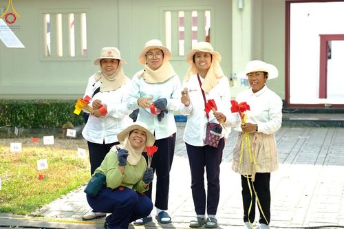 ภาพ No.115966:V.15 สามัคคี การเตรียมงาน เก็บงาน การรับบุญของเจ้าหน้าที่หน่วยงานต่างๆ เพื่อโครงการธรรมยาตรา กตัญญูบูชามหาปูชนียาจารย์ พระมงคลเทพมุนี (สด จนฺทสโร) พระผู้ปราบมาร อนุสรณ์สถาน 7 แห่ง ปีที่ 12 ระหว่างวันที่ 2 - 31 มกราคม พ.ศ.2567