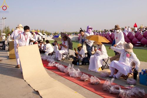 ภาพ No.117937:V.17 สำเร็จๆ การเตรียมงาน เก็บงาน การรับบุญของเจ้าหน้าที่หน่วยงานต่างๆ เพื่อโครงการธรรมยาตรา กตัญญูบูชามหาปูชนียาจารย์ พระมงคลเทพมุนี (สด จนฺทสโร) พระผู้ปราบมาร อนุสรณ์สถาน 7 แห่ง ปีที่ 12 ระหว่างวันที่ 2 - 31 มกราคม พ.ศ.2567