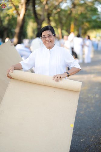 ภาพ No.296084:ภาพเบื้องหลังอาสาสมัครรวมใจ ชุดที่ 1 ในโครงการธรรมยาตรา กตัญญูบูชา มหาปูชนียาจารย์ พระมงคลเทพมุนี(สด จนฺทสโร) พระผู้ปราบมาร อนุสรณ์สถาน 7 แห่ง ปีที่ 14