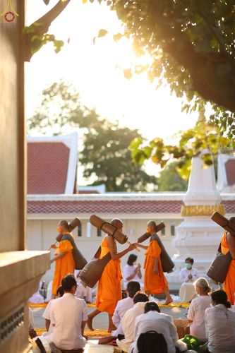 ภาพ No.72371:พิธีต้อนรับพระธรรมยาตรา ในโครงการธรรมยาตรากตัญญูบูชา มหาปูชนียาจารย์ พระมงคลเทพมุนี(สด จนฺทสโร) พระผู้ปราบมาร อนุสรณ์สถาน 7 แห่ง ปีที่ 11 วันที่ 18 มกราคม พ.ศ. 2566 ณ อนุสรณ์สถานลำดับที่ 4 สถานที่เกิดด้วยกายธรรม วัดโบสถ์ (บน) บางคูเวียง อ.บางกรวย จ.นนทบุ