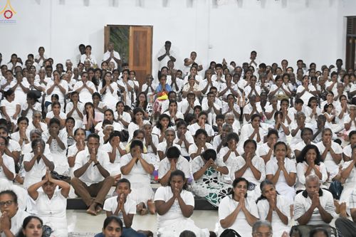 ภาพ No.278781:วันที่ 30 ตุลาคม 2568 กฐินสมทบวัดต่างประเทศ โดยคณะศิษยานุศิษย์ บูชาธรรม 81 ปี หลวงพ่อธัมมชโย ณ วัดศรีธรรมานันทะ บาลังโกด้า ประเทศศรีลังกา วัดสังฆราช อมรปุระนิกาย สมเด็จไมตรี มูรตี