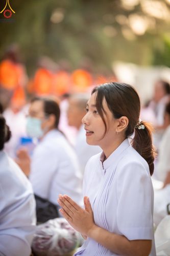 ภาพ No.105767:พิธีต้อนรับพระธรรมยาตรา ในโครงการธรรมยาตรากตัญญูบูชา มหาปูชนียาจารย์ พระมงคลเทพมุนี(สด จนฺทสโร) พระผู้ปราบมาร อนุสรณ์สถาน 7 แห่ง ปีที่ 12 วันที่ 3 มกราคม พ.ศ. 2567 ณ อนุสรณ์สถานโลตัสแลนด์ จ.สุพรรณบุรี