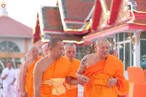 ภาพ No.294006:วันที่ 14 มกราคม พ.ศ. 2569 พิธีจุดประทีปถวายเป็นพุทธบูชา และบูชาธรรมมหาปูชนียาจารย์  ณ วัดสองพี่น้อง ต.ต้นตาล อ.สองพี่น้อง จ.สุพรรณบุรี ในโครงการธรรมยาตรา กตัญญูบูชา มหาปูชนียาจารย์ พระมงคลเทพมุนี(สด จนฺทสโร) พระผู้ปราบมาร อนุสรณ์สถาน 7 แห่ง ปีที่ 14