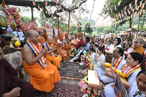 ภาพ No.278962:วันที่ 5 พฤศจิกายน 2568 กฐินสมทบวัดต่างประเทศ โดยคณะศิษยานุศิษย์ บูชาธรรม 81 ปี หลวงพ่อธัมมชโย ณ วัดมหาโพธิ์ เมืองพุทธคยา ถวายแด่  วัดพุทธนานาชาติเพื่อสวัสดิการสากล  (Buddha International Welfare Mission)  เมืองพุทธคยา ประเทศอินเดีย