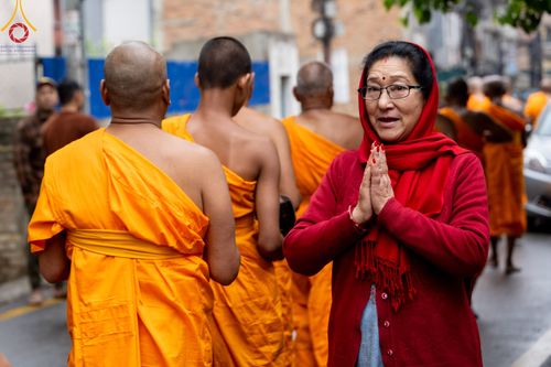 ภาพ No.317170:วันจันทร์ที่ 30 มีนาคม พ.ศ.2569 จาริกบิณฑบาตสยมภูนาทสู่พระราชวังหนุมานโดกา ประเทศเนปาล