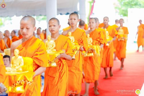 ภาพ No.236528:วันพุธที่ 30 กรกฏาคม  พ.ศ. 2568 พิธีถวายมหาสังฆทาน 81 วัด 81 ปี หลวงพ่อธัมชโย ครั้งที่ 2  ณ ศูนย์ปฏิบัติธรรมสวนผึ้ง ต.ท่าเคย อ.สวนผึ้ง จ.ราชบุรี