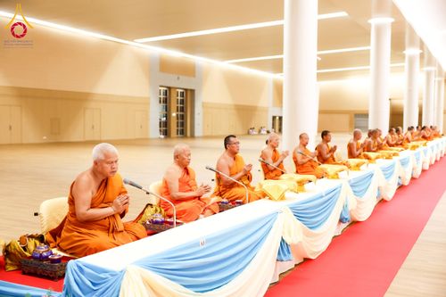 ภาพ No.232550:วันอาทิตย์ที่ 6 กรกฏาคม พ.ศ. 2568 พิธีมุทิตาสักการะพระครูสัญญาบัตร ปีพุทธศักราช 2568 ณ ห้องแก้วสารพัดนึก2 สภาธรรมกายสากล วัดพระธรรมกาย