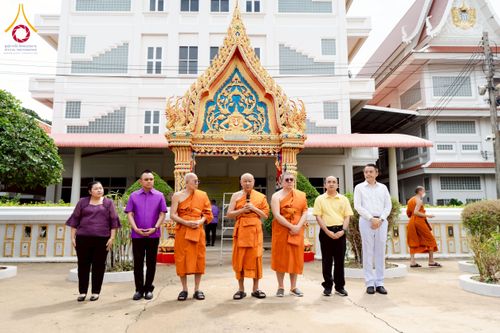 ภาพ No.227008:วันศุกร์ที่ 30 พฤษภาคม พ.ศ. 2568 เครือข่าย “โครงการวัด ประชา รัฐ สร้างสุข” ทั่วประเทศ จัดกิจกรรมเฉลิมพระเกียรติสมเด็จพระนางเจ้าฯ พระบรมราชินี ณ หอประชุมเฉลิมพระเกียรติฯ วัดเขียนเขต พระอารามหลวง อ.ธัญบุรี จ.ปทุมธานี