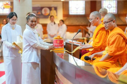 ภาพ No.169425:พิธีทอดกฐินสามัคคี เพื่อสนับสนุนการเผยแผ่พระพุทธศาสนาวิชชาธรรมกาย ณ วัดพระธรรมกายลอนดอน สหราชอาณาจักร วันอาทิตย์ที่ 20 ตุลาคม พ.ศ. 2567